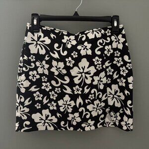 Wild Fable Hawaiian Print Black and White Mini Skirt
